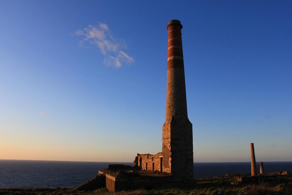 Wheal Rodney Holiday Park Марасион Экстерьер фото